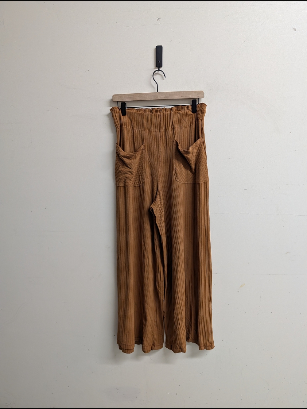 Free People Movement Women's Boho Pleated Pull On Pants in Camel Small - Picture 6 of 9